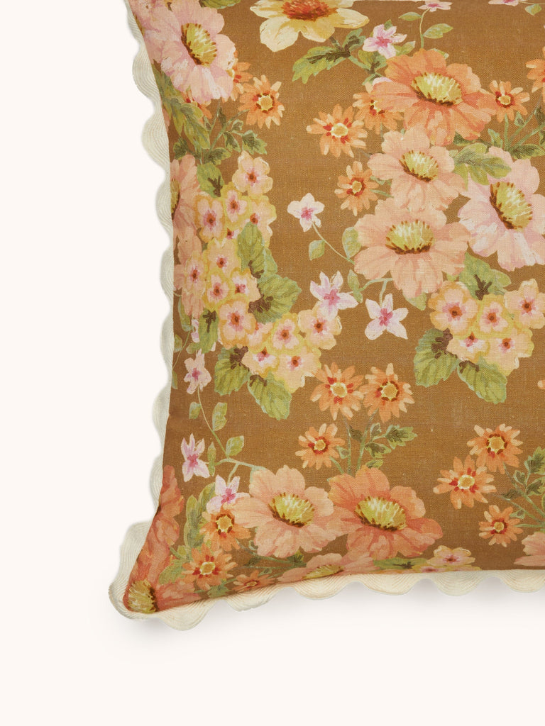 Buttercup Wheat 50cm Cushion detail